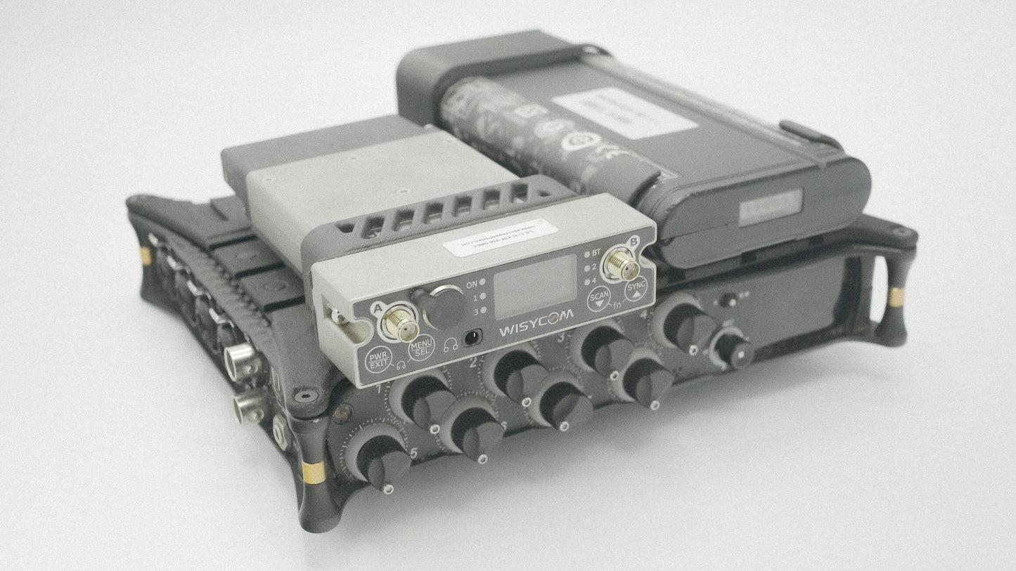 Universal Slot Receiver Mount