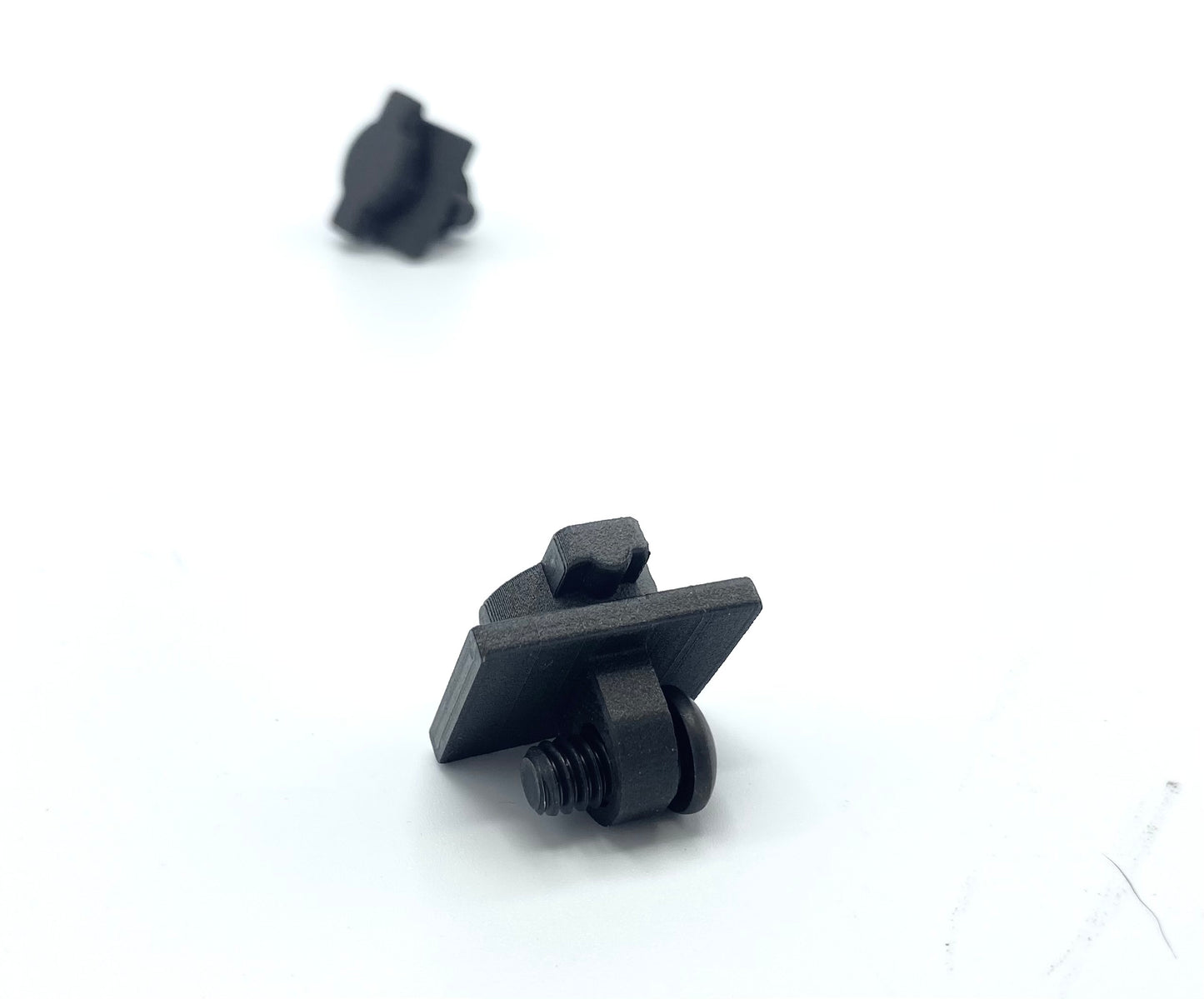 Orca Bowtie Antenna Clip